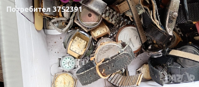 Лот Часовници Скрап, снимка 9 - Друга електроника - 53137395