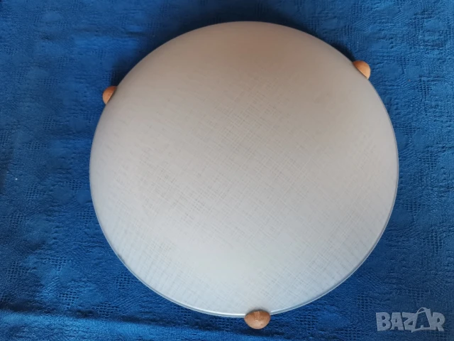 Плафон за таван , снимка 2 - Лампи за таван - 50538559