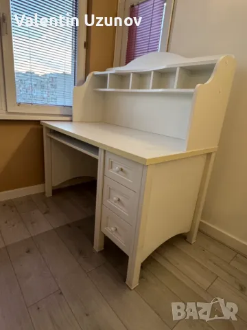 ПРОДАВАМ БЮРО - БЯЛО, снимка 4 - Бюра - 49913838