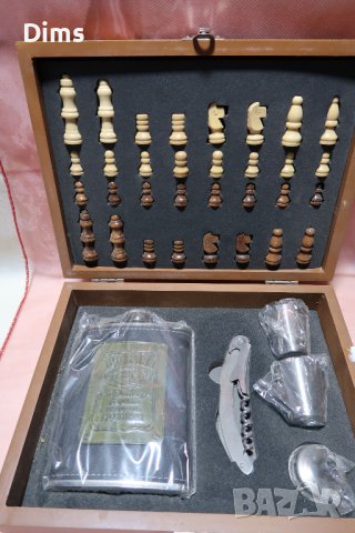 Шах , Дървен, Дървена кутия, Комплект 5 части, снимка 1