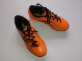 Футболни обувки, тип стоножки, маратонки Umbro, снимка 1 - Детски маратонки - 43071967
