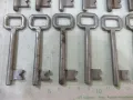 Лот от 22 бр. ключа за брава, снимка 2