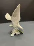 Порцеланова колекционерска фигурка Бял гълъб върху клонка, снимка 5
