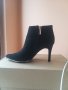 Нови боти на ток , снимка 1 - Дамски обувки на ток - 40020584