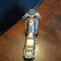 Декоративен метален модел на мотоциклет BMW с часовник, снимка 4 - Други - 43981560