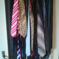 Разпродажба на мъжки стилни вратовръзки нови намалени на 5,00 лв. от 39,00 лв. на пазара, снимка 3 - Други - 37547108