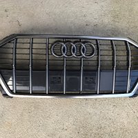 Решетка, за Audi Q3, снимка 1 - Части - 43602151