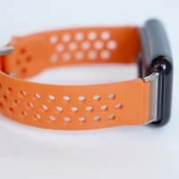 Оранжева силиконова каишка за часовник Huawei Fit, снимка 3 - Селфи стикове, аксесоари - 32874151