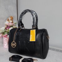 Michael kors стилна дамска чянта тип куфарче код 201, снимка 2 - Чанти - 39397602