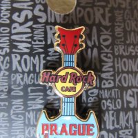 Оригинална метална значка Hard Rock Cafe Прага,чехия, снимка 3 - Други ценни предмети - 27598446