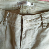 Пролетно летен дамски панталон размер М купуван от Италия 15 лв , снимка 3 - Панталони - 44927929