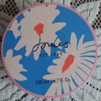 Joules Floral Wreath Skin Smoothing Body Souffle 200ml, снимка 1 - Козметика за тяло - 43199549