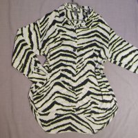 Страхотна дамска макси дълга риза в животински принт (ХЛ), снимка 1 - Ризи - 38067829
