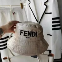 шапки Fendi реплика , снимка 3 - Шапки - 33678252