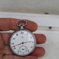 Джобен часовник ''Омега'' порцеланов циферблат 48 мм, снимка 1 - Колекции - 39376467