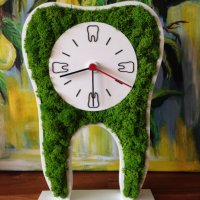 Подарък - Часовник за зъболекар и зъботехници във формата на зъб, украсен със скандинавски мъх, снимка 2 - Друга електроника - 40593090