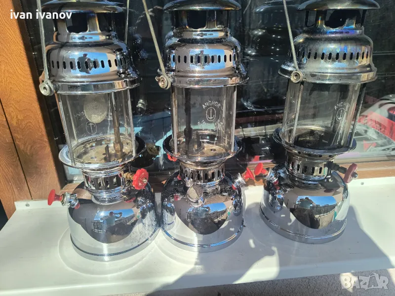 Петромаксова лампа в отлично състояние имам 3 броя лампи !!! 20 броя Чорапчета по 4лв. , снимка 1