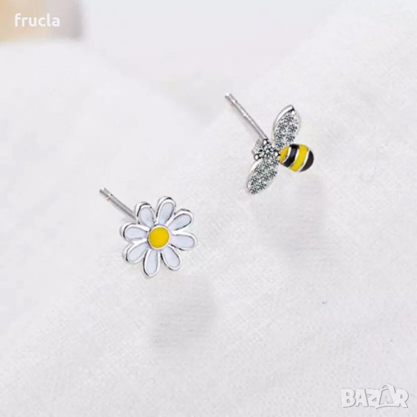 Асиметрични Сребърни Обеци Пчела и Цвете, снимка 1