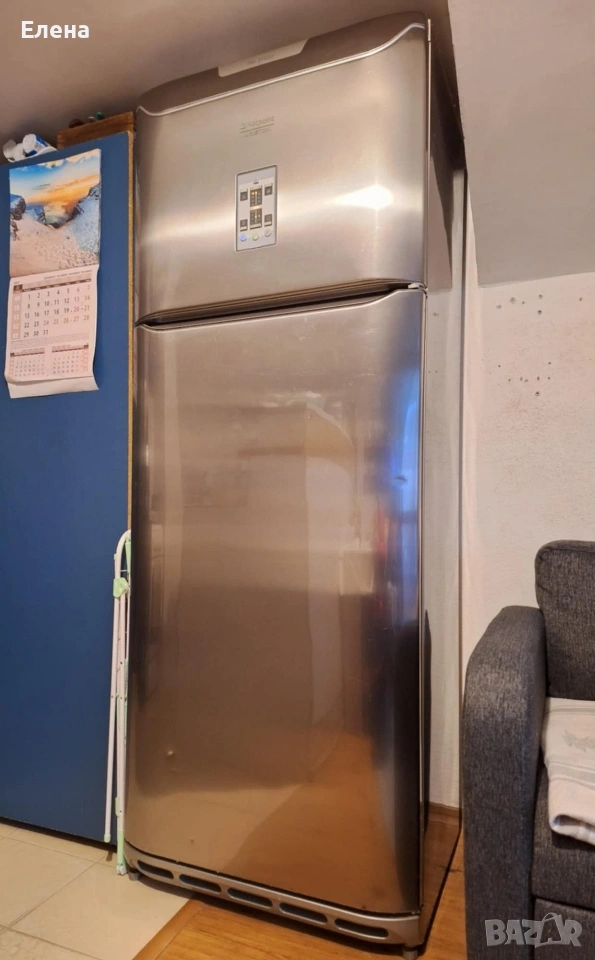 Хладилник с фризер Аристон Хотпойнт No Frost технология, снимка 1