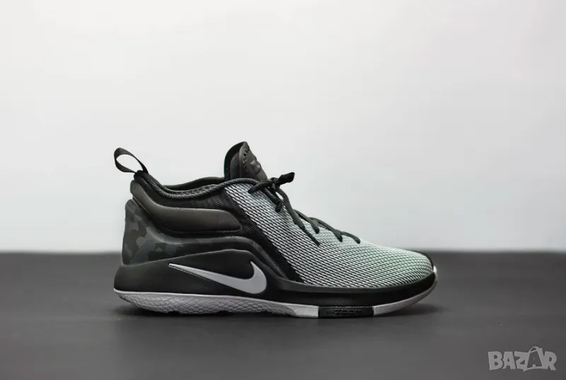 баскетболни маратонки  Nike LEBRON WITNESS II номер 43 ,5, снимка 1