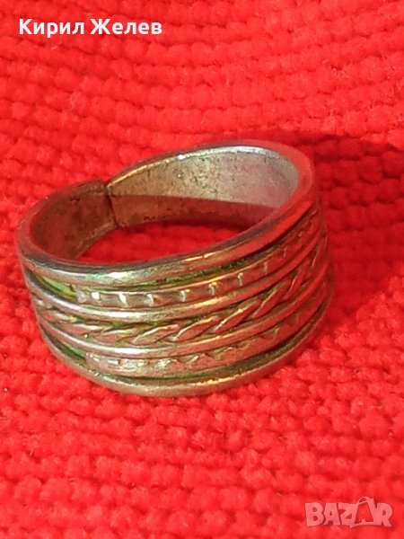 СТАР ВЪЗРОЖДЕНСКИ СРЕБЪРЕН САЧАНЕН ПРЪСТЕН ЕТНОГРАФСКИ ОРНАМЕНТИРАН МАЙСТОРСКИ 16850, снимка 1