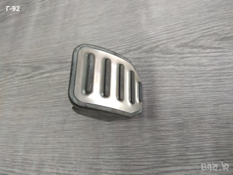 95542321110**NEU**PORSCHE**CAYENNE **Полирана алуминиева капачка на педала , снимка 1