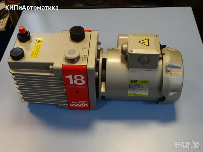 Вакуум помпа Edwards E1M-18 Rotary Vacuum Pump 220V 18 m3/h, снимка 1