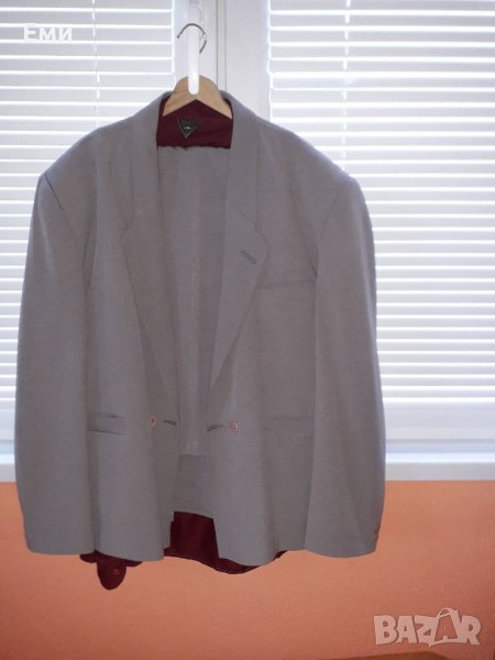 Мъжки костюм, снимка 1