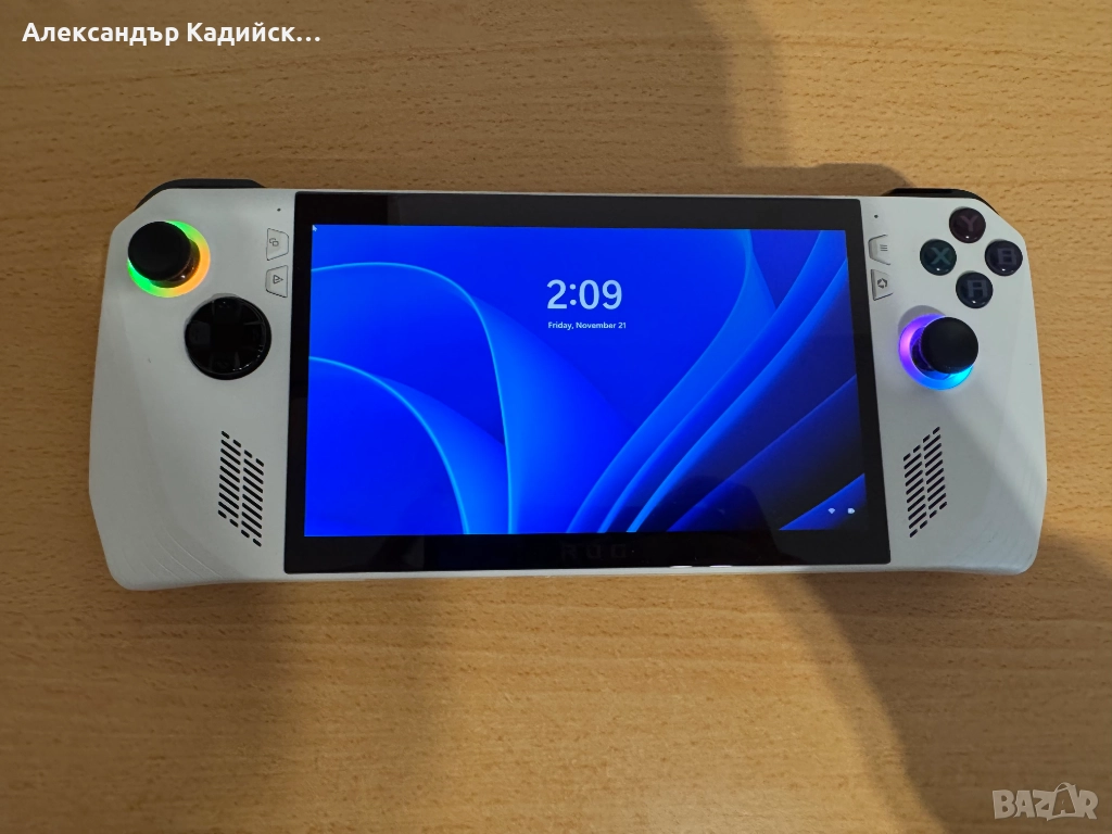 Asus ROG Ally Z1 Extreme 512GB с протектор + 2 резервни протектора, снимка 1