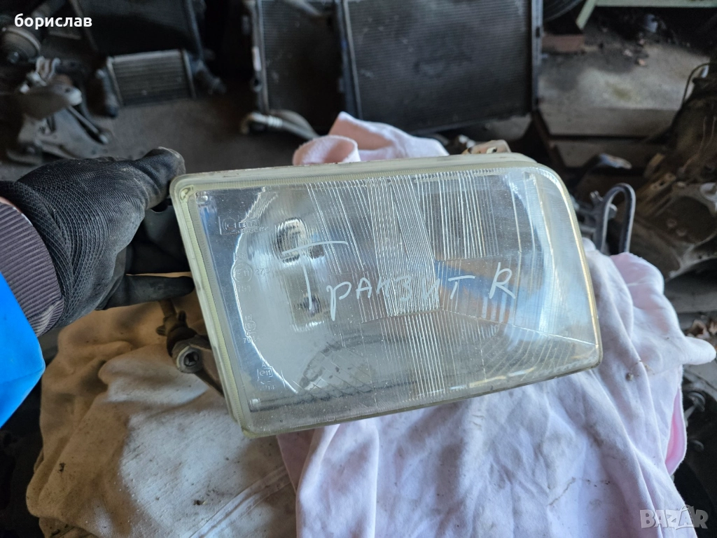 Десен фар за Форд транзит , снимка 1