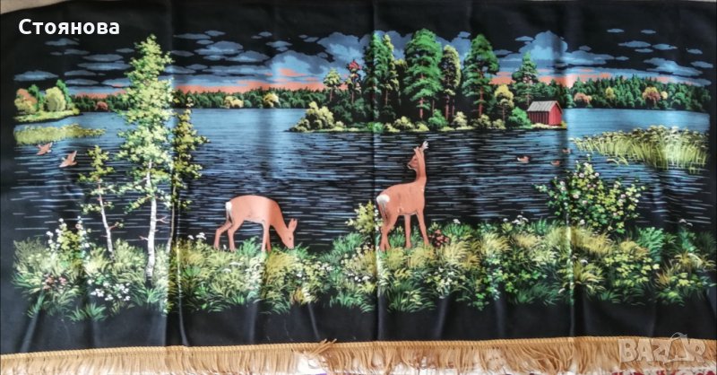 Ковьор 70х140 см.  рисуван с елен, сърна, върху черен вълнен плат , снимка 1