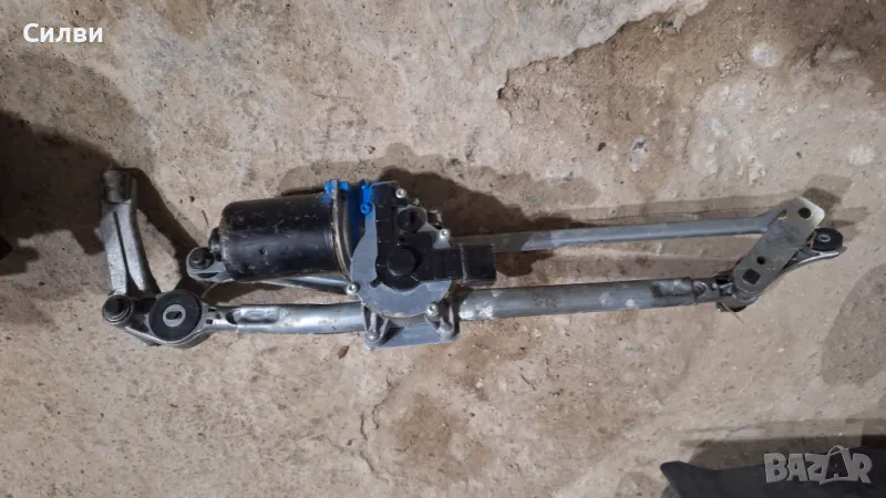 Лостов механизъм с моторче за чистачки от БМВ е90 за BMW e90 пълен комплект, снимка 1