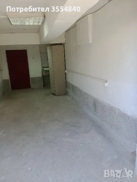 Давам гараж под наем в центъра., снимка 1