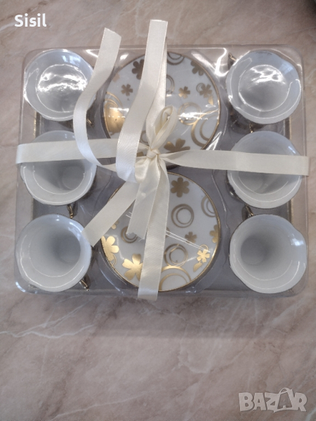 Сервиз за кафе във подаръчна опаковка , снимка 1