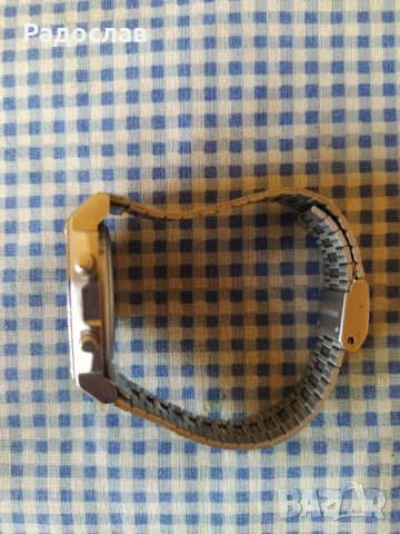 стар електронен часовник , снимка 6 - Мъжки - 50773430