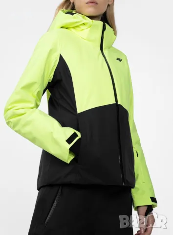 4F PRO DERMIZAX, 20K, S, ново, оригинално дамско ски/сноуборд яке, снимка 4 - Зимни спортове - 47413840