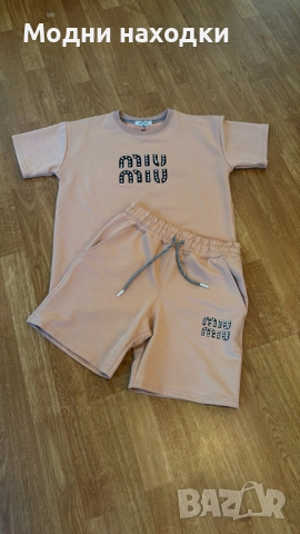 Дамски екипи МИУ МИУ, снимка 4 - Спортни екипи - 52354939