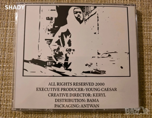 Get rich or die tryin Колекционерски реквизитен албум – Young Caesar / Locked & Loaded (филмов проп), снимка 2 - Колекции - 51828758