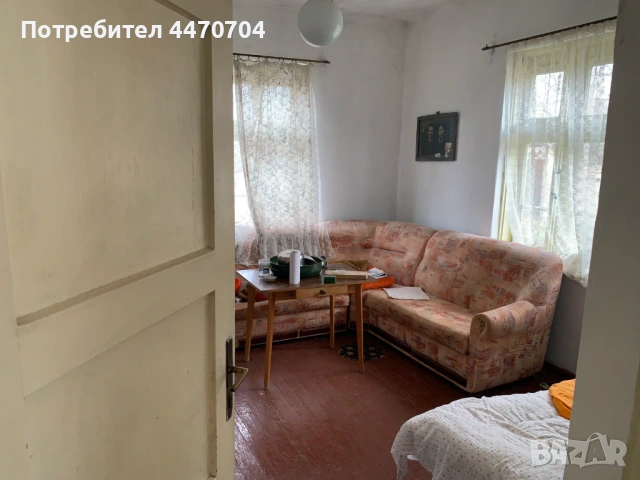 КЪЩА С ДВОР И ГЕРАН В С. ДОЙРЕНЦИ – 30 000 €, снимка 11 - Къщи - 53242519