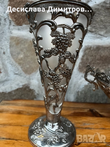 Декоративен посребрен комплект купа,ваза и 2 чаши отлично състояние, снимка 2 - Арт сувенири - 52100481
