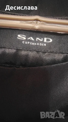 Черна плисирана рокля , снимка 4 - Рокли - 51309361