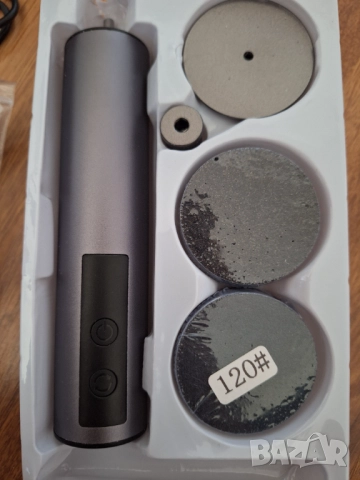 Електрическа пила за стъпала с 3 степени, снимка 3 - Електрически пили за пети - 52894655