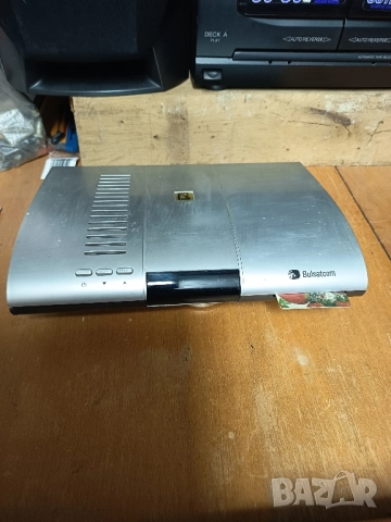 Цифров сателитен приемник 