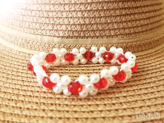 🏷️ Гривна / цвят: перлено бял и червен, снимка 2 - Гривни - 47305849