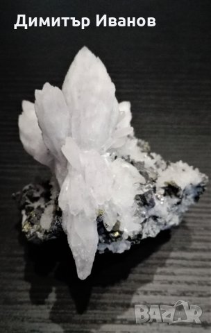 Кристален образец кварц и галенит (7.5x7cm), Хасково, снимка 3 - Други - 29008799