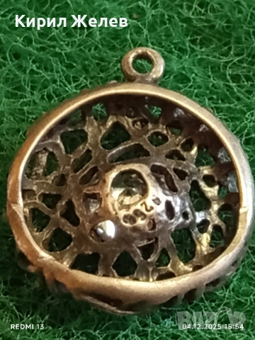 Сребърен медальон с келтски възел и централен камък Мойонит ръчна изработка 49770, снимка 6 - Колиета, медальони, синджири - 52651957