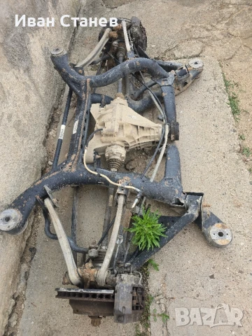 заден мост vw touareg 3.2 2005 год, снимка 2 - Части - 50749651