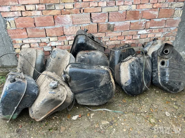 Резервоари Лада Жигули 2101.21011.21013.2102.2103.2104.2105.2106.2107.2121/21213Lada, снимка 2 - Части - 47299182