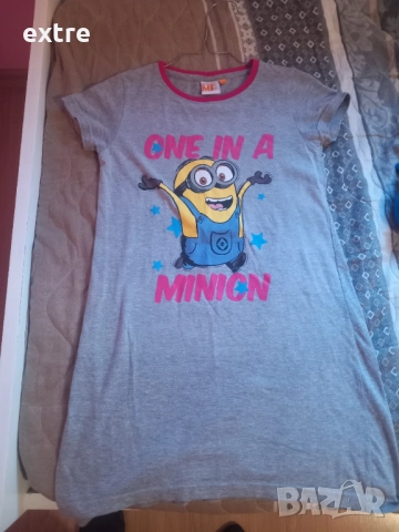 Продавам детска рокля Миньоните Minions 128
