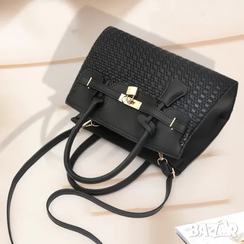 Дамска чанта Kailey Black, снимка 13 - Чанти - 47924329